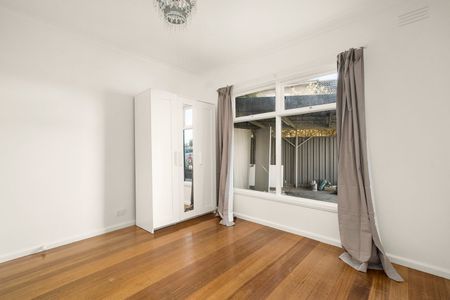 57 Fosters Road, Keilor Park VIC 3042 - Photo 2