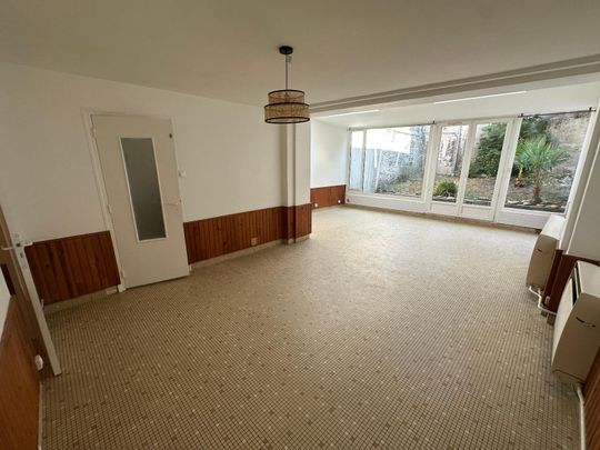 Location Appartement 2 pièces 63m² CHERBOURG OCTEVILLE 50100 - Photo 1