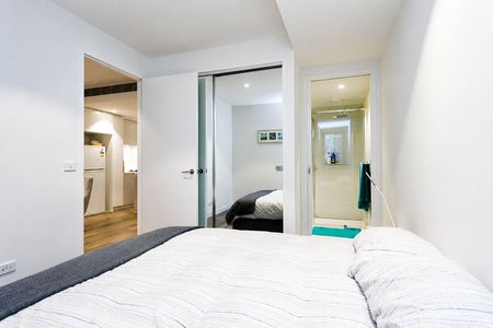 2/69 Little Oxford Street, - Photo 4