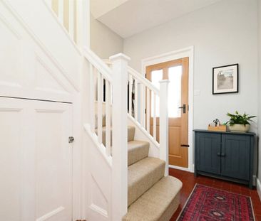 YORK AVENUE - Photo 1