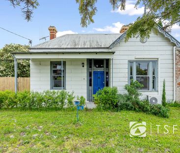 Quiet Living in a Fantastic Location - Photo 4
