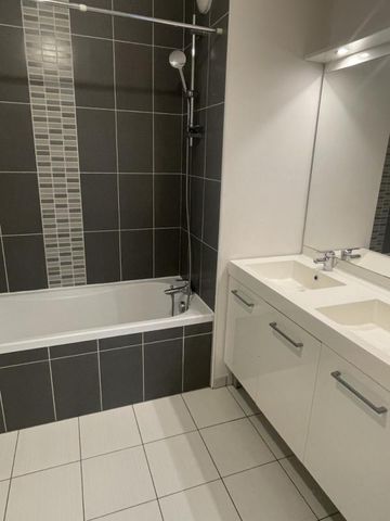 Location Appartement 3 pièces 71m² GRADIGNAN 33170 - Photo 5