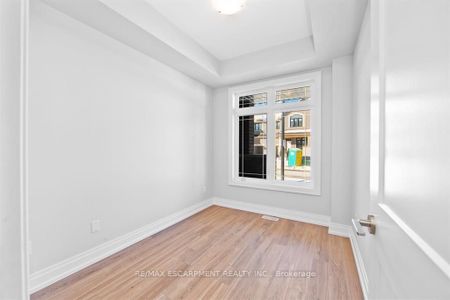 For Lease - 46 Kenesky Drive, Hamilton, Ontario - Photo 2