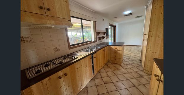 3 BEDROOM HOME IN SOUTH SHEPPARTON! - Photo 1