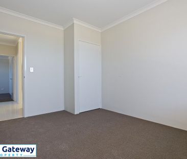 14 Chicory Street, TREEBY WA 6164 - Photo 5