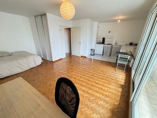 Studio MONTIGNY LE BRETONNEUX 34 m² - Photo 1