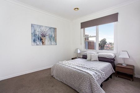 97 Rankins Road, Kensington VIC 3031 - Photo 3