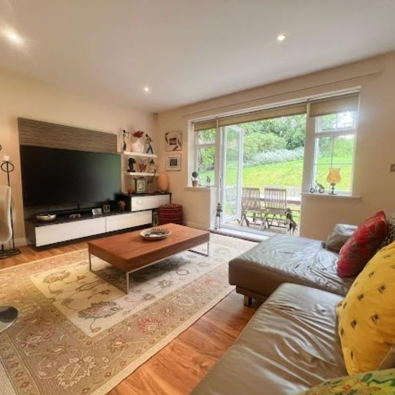 2 Bedroom Maisonette - Photo 1