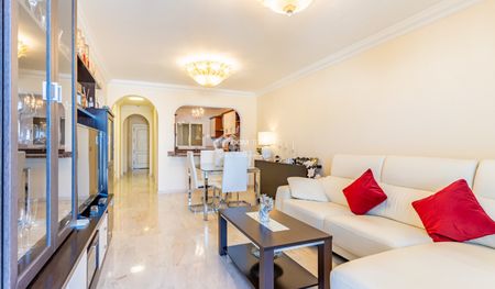 Apartamento · Alquiler a largo plazo · - Photo 4