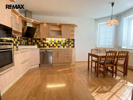 Pronájem bytu 3+kk v osobním vlastnictví 110 m², Vestec - Fotografie 3