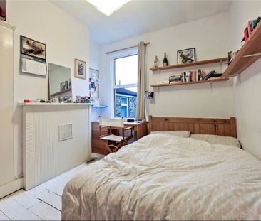 4 Bed Terraced House, Clifden Road, E5 - Photo 5