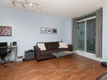 Battery Park Lofts , #2008 - Photo 2