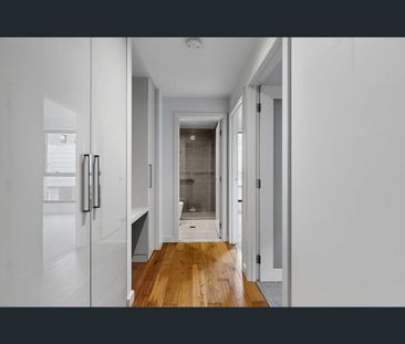 108/2 Tweed Street, Hawthorn, Vic 3122 - Photo 3