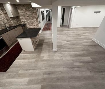 For Lease - 524 Bristol Road Unit# #Bsmt, Newmarket, Ontario - Photo 6