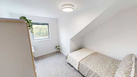 5 bedroom apartment to rent - Photo 3