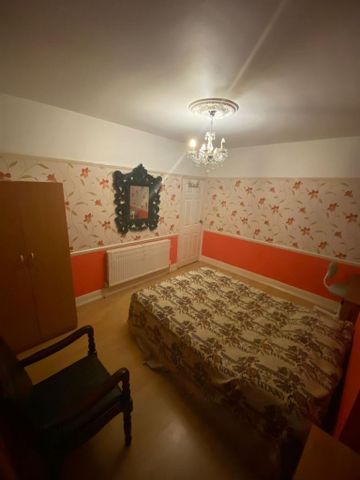 3 bedroom house share to rent - Photo 3