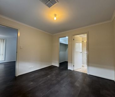 Modern 3-Bedroom Home – Comfortable Living in a Great Location! - Photo 3