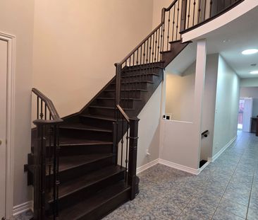For Lease - 16 Steppingstone Trail, Toronto, Ontario - Photo 1