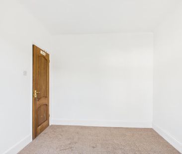 3 bedroom detached bungalow to rent - Photo 5