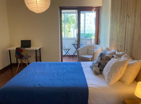 Rua Marquês de Fronteira, Lisbon, Lisbon 1070-299 - Photo 2