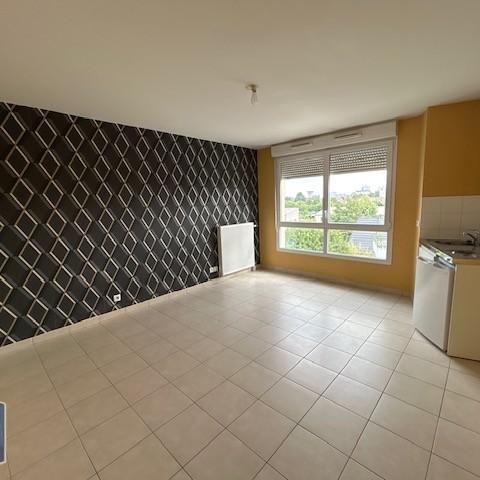 Location Appartement 1 pièce 25m² CHALON SUR SAONE 71100 - Photo 1