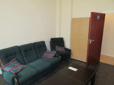Great Apartment, 61a Fitzwilliam Street, Queens Quarter, Belfast, BT9 6AX - Photo 2
