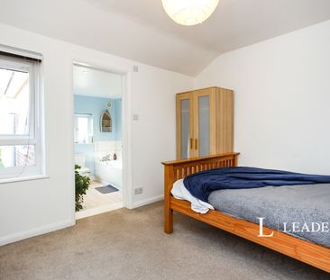 2 bedroom house to rent Lavender Hill, TN9 - Photo 1