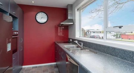 Blakehall Bliss - Photo 3