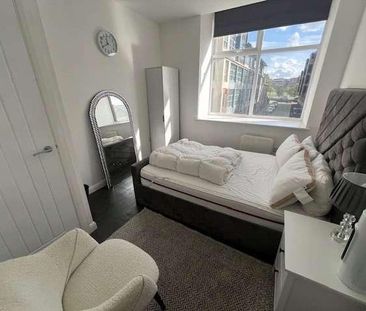 Spectrum House, East Parade, Bradford, West Yorkshire, BD1 - Photo 3