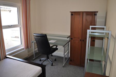 4 bedroom house to rent - Photo 4