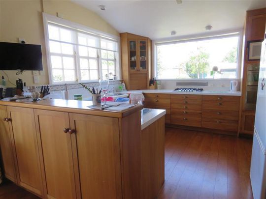 Stunning 3 Bedroom Fully Furnished Villa - ... - Photo 1