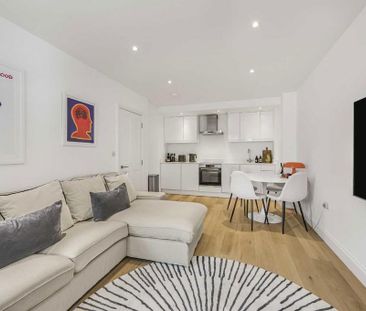 1 bedroom flat to rent - Photo 2