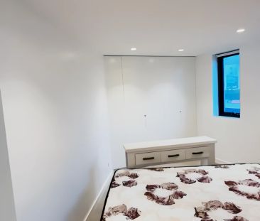 Studio-202 - Photo 3