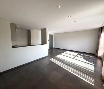 Appartement te huur - foto 2