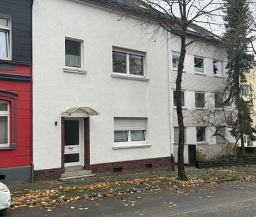 Attraktive 3,5 Zimmer Wohnung in ruhiger Seitenstraße - Mülheim Broich - Photo 1