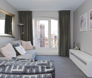 402 Saint Annes Square, Belfast, BT1 2LD - Photo 2