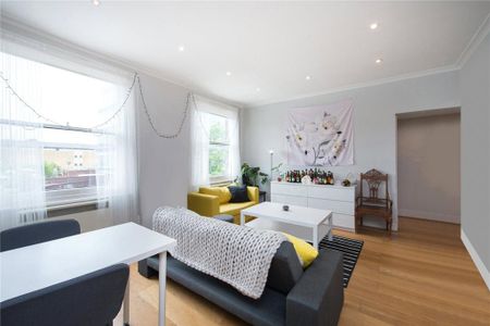 2 bedroom flat to rent - Photo 2