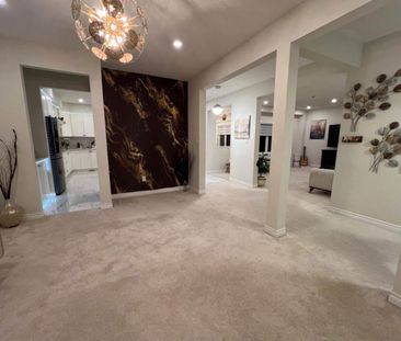 For Lease - 54 Pace Avenue Unit# MASTER SUITE, Brantford, Ontario - Photo 2