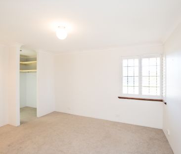 3 Oakapple Drive, Duncraig WA 6023 - House For Rent | Domain - Photo 5