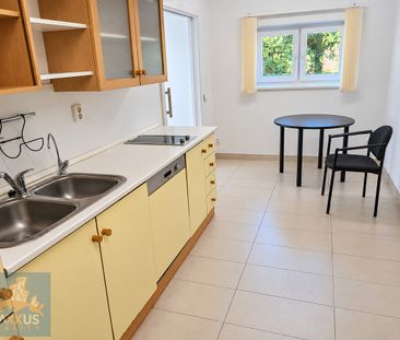 Pronájem bytu 2+1 88 m² - Photo 3