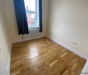 2 bedroom property to rent in London - Photo 1