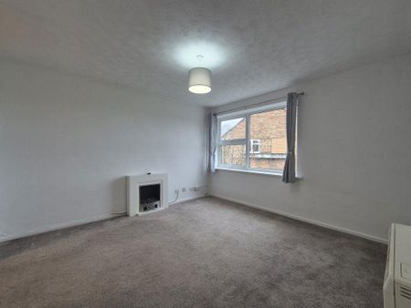 1 bedroom flat to rent - Photo 2