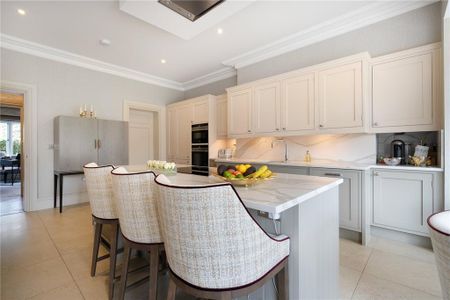 5 bedroom terraced house to rent - Photo 4