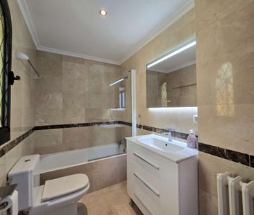 Una villa donde el Mediterráneo forma parte de tu hogar - Foto 2