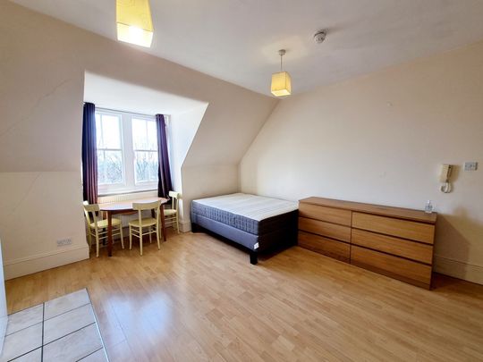 Hornsey Lane, N6 5LT, Highgate - Photo 1