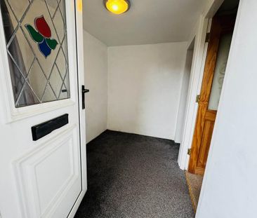 2 bedroom semi-detached house to rent - Photo 3