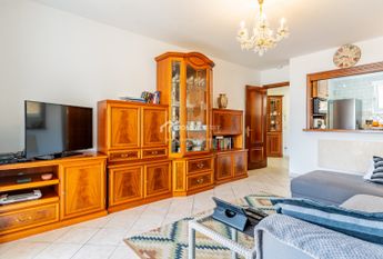 Apartamento · Alquiler a largo plazo ·