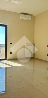 Quadrilocale in affitto - Photo 1