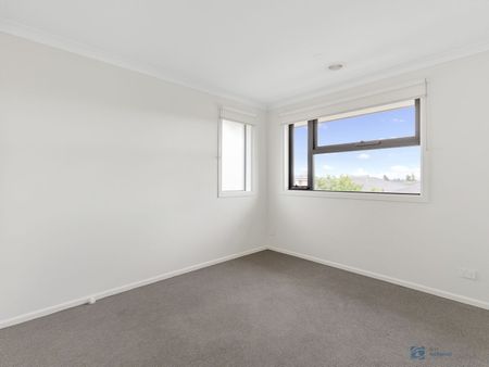 3 Ruislip Avenue, 3338, Strathtulloh Vic - Photo 4