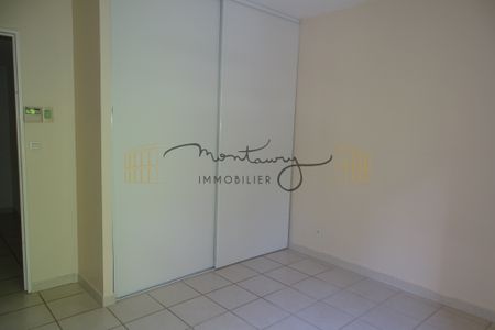 NIMES CAMPLANIER P4 + terrasse + Garage + Piscine et Parc - Photo 3